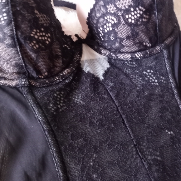 💕Victoria Secret bustier Corset💕 - Picture 5 of 9